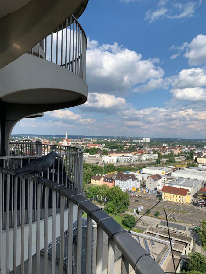 Appartment Im Hotelturm Augsburg Exteriör bild